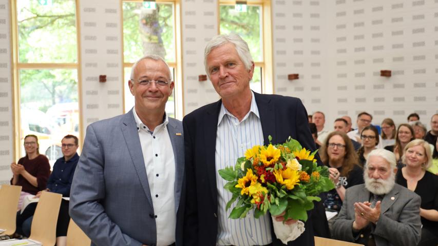 &quot;Unbezahlbare Arbeit&quot;: Nahmen Roeloffs (re.) hat jahrzehntelang im Landesvorstand gewirkt und stand nun nicht mehr zur Wahl.
